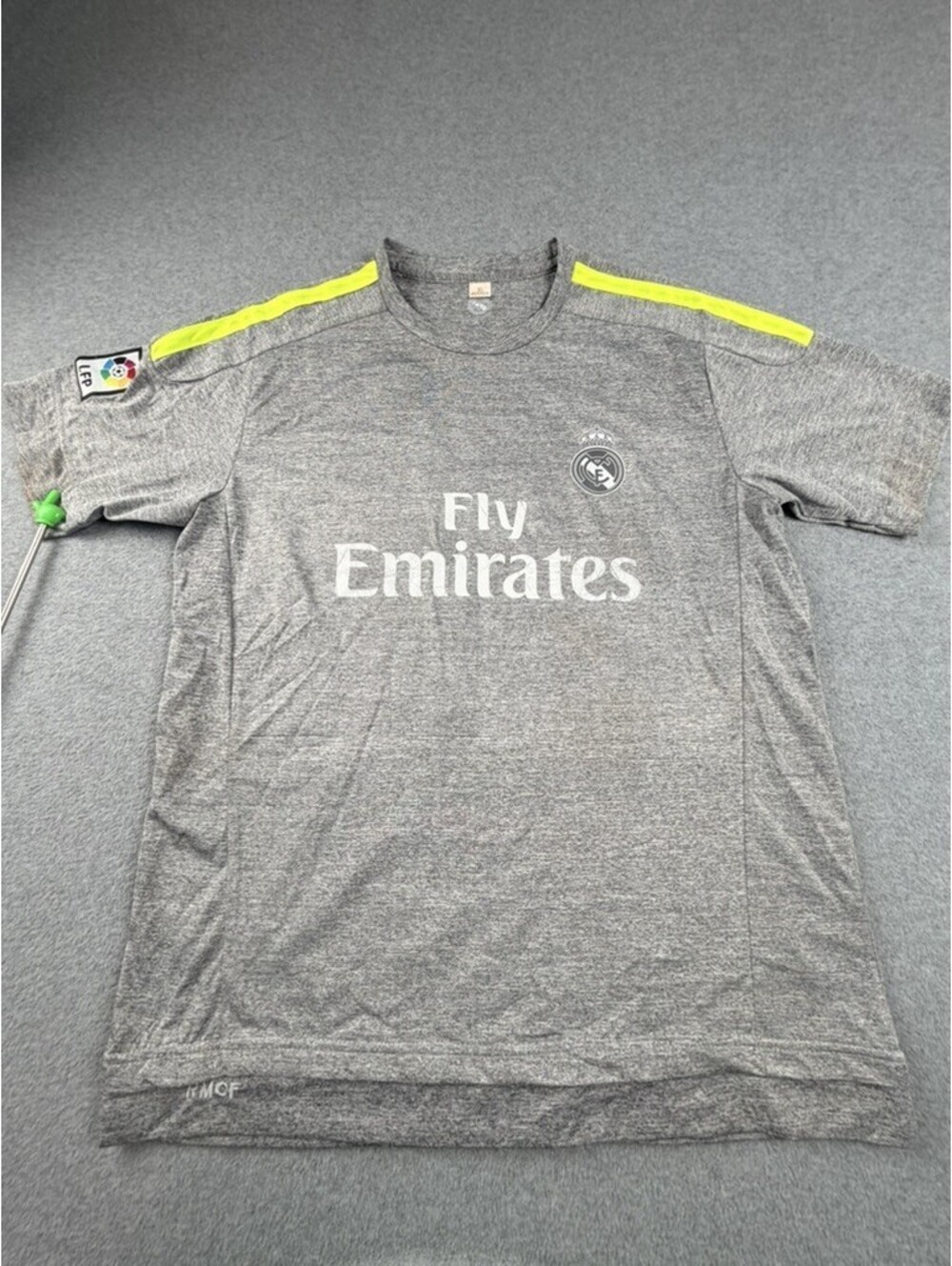Real Madrid Ronaldo 7 Mens Soccer Jersey Fly Emirates XL Gray La Liga Patch - Picture 1 of 7